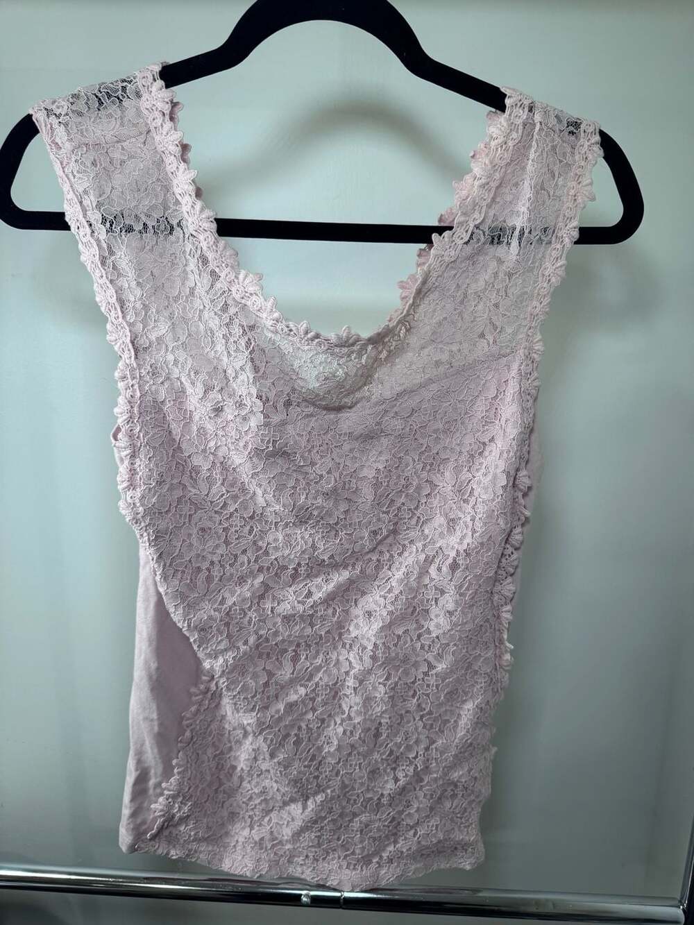 Express Women's Pink Sleeveless Lace Overlay V-Back Tank Top